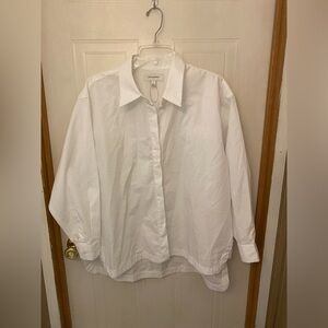 NWT Banana Republic Women’s White Crisp Long-Sleeve Button-Down Shirt